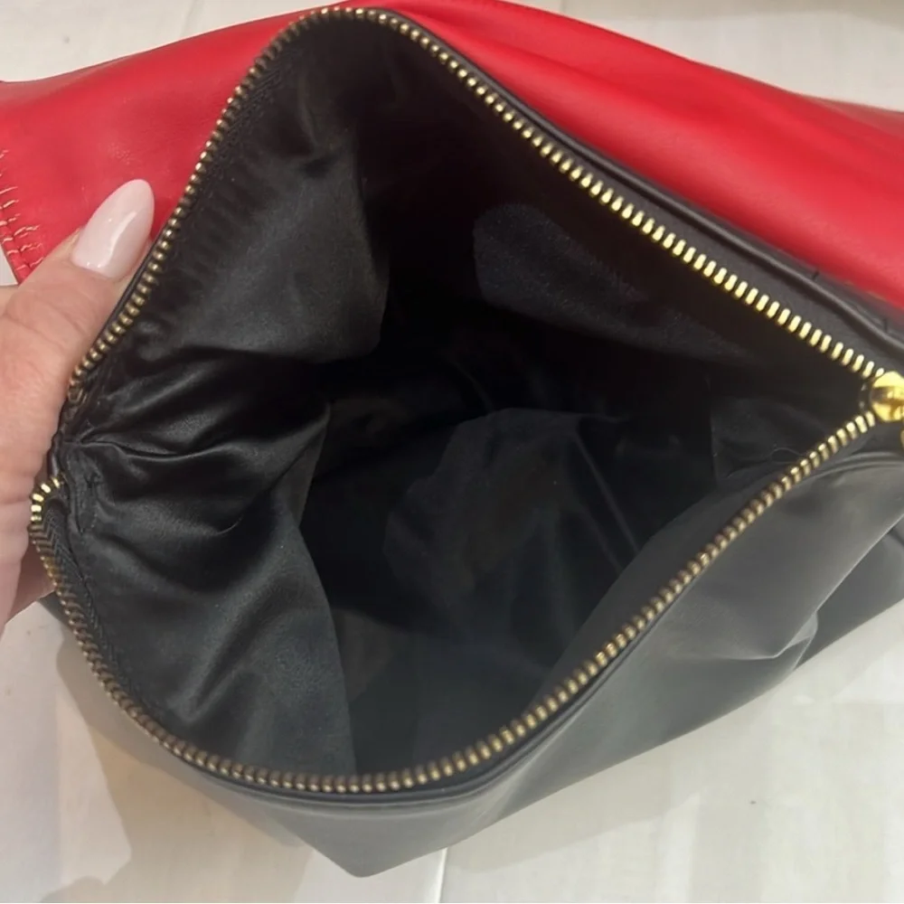 FENDI COSMETIC BAG W FREE PURSE CHAIN - Picture 7 of 9